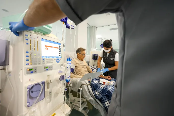 Centro de Alta Complexidade Renal de Florianópolis inicia atendimento com sessões de hemodiálise
