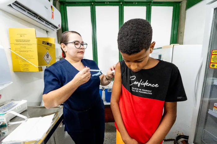 Importante estratégia de proteção, vacina contra o HPV está disponível nas unidades de saúde