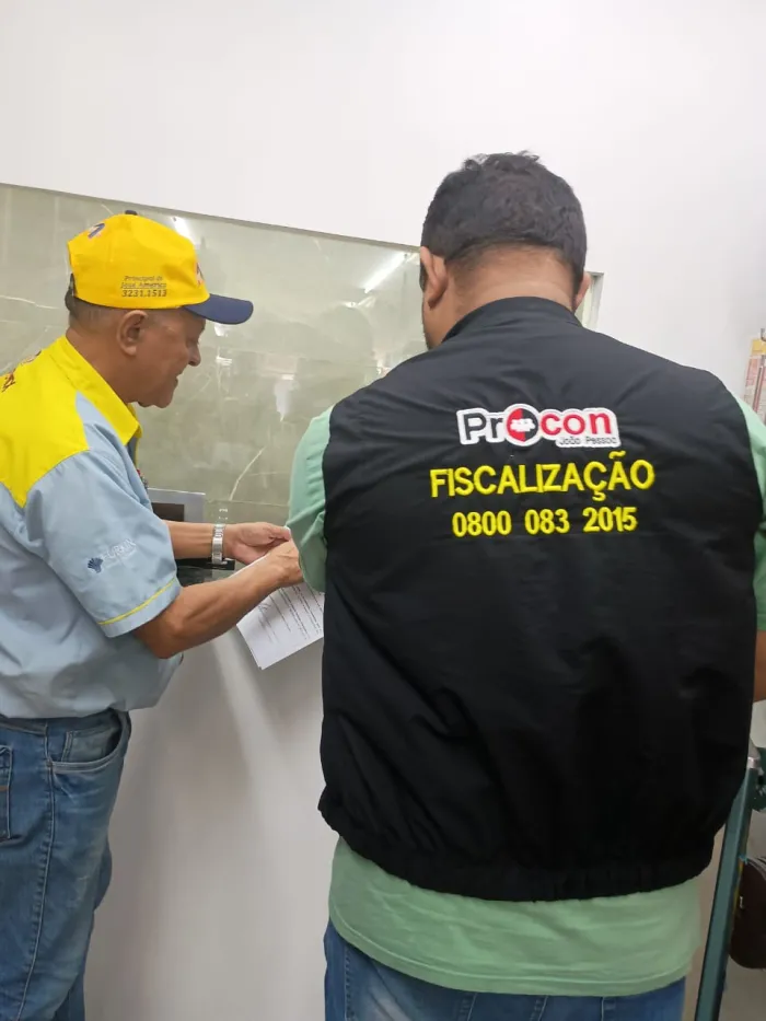Operação do Procon-JP sobre lei que proíbe cobrança de frete notifica 101 estabelecimentos