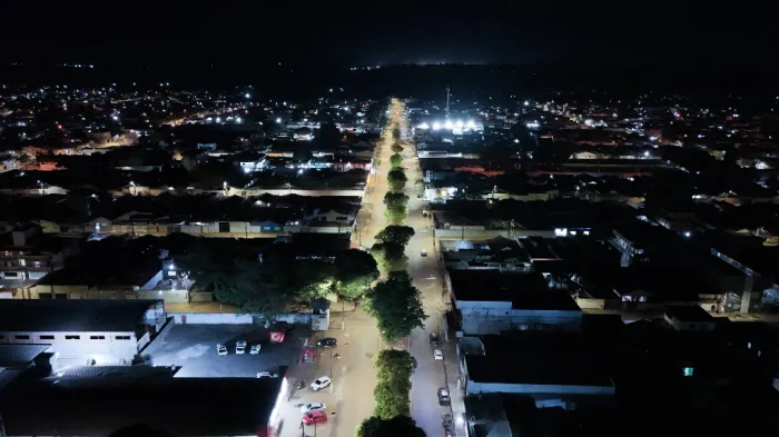 Ilumina Marabá: Avenida Tocantins recebe novas luminárias de LED