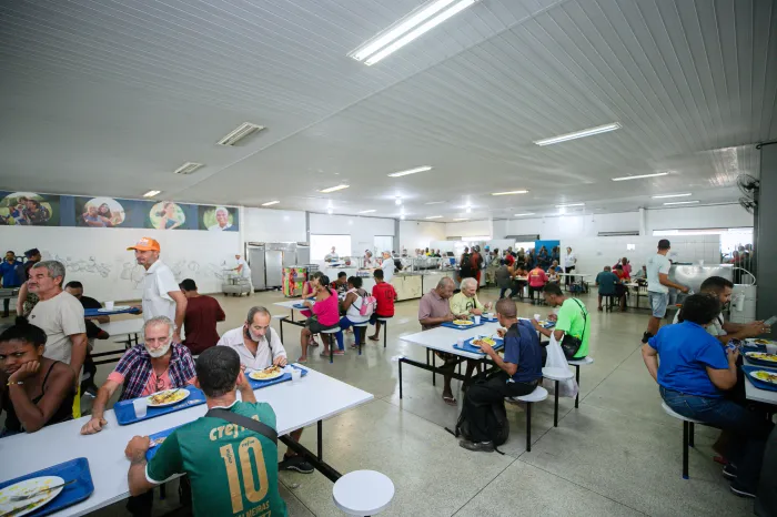 Aniversário de Lauro de Freitas é marcado por sabor e acolhimento no restaurante popular
