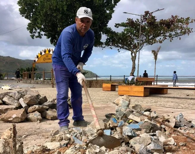 Prefeitura inicia revitalização da Praça Internacional do Surf em Maresias