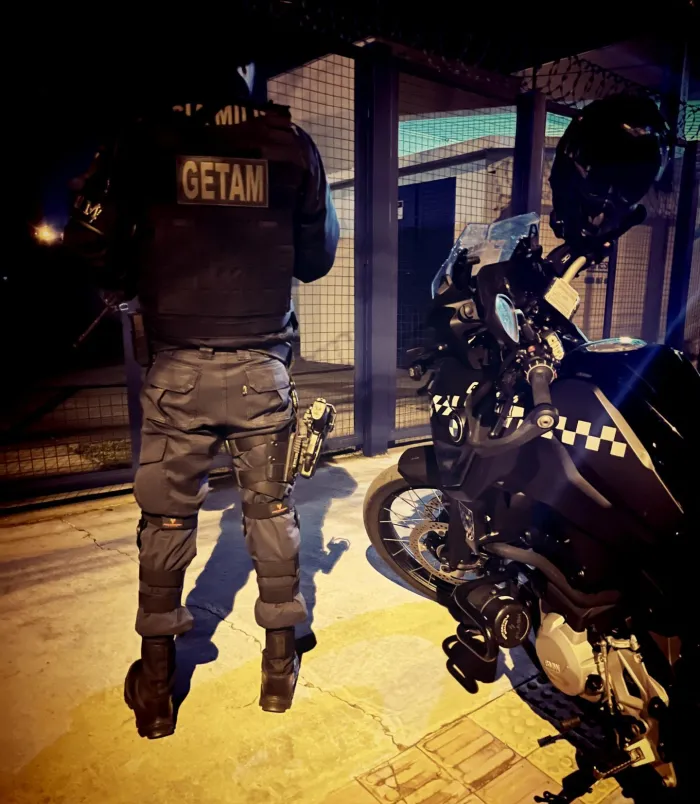 Polícia Militar em Três Lagoas realiza a prisão de autor de furto e cumpre mandado de prisão