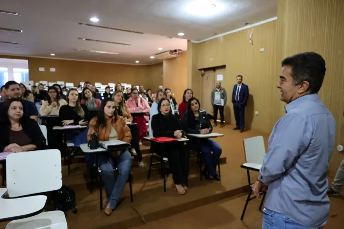 Prefeitura avança na inclusão e empossa novos profissionais da Educação Especial