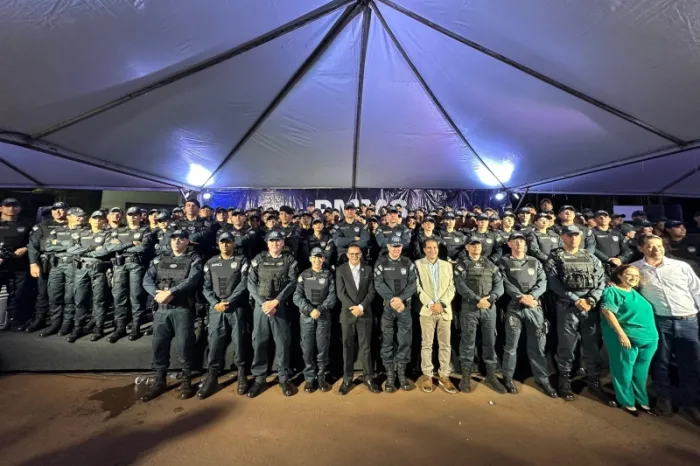 Inspetor Cabral representa Câmara de Dourados em formatura de soldados da PM