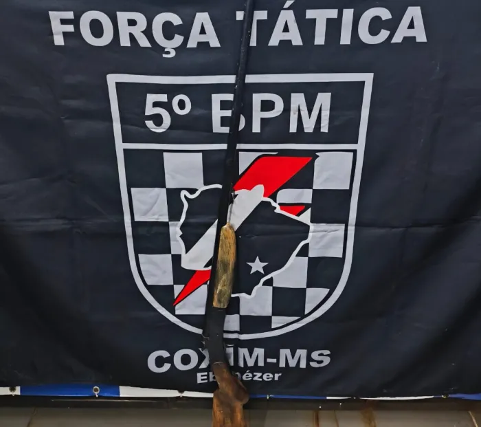 Polícia Militar prende homem por ameaça e porte ilegal de arma na zona rural de Coxim