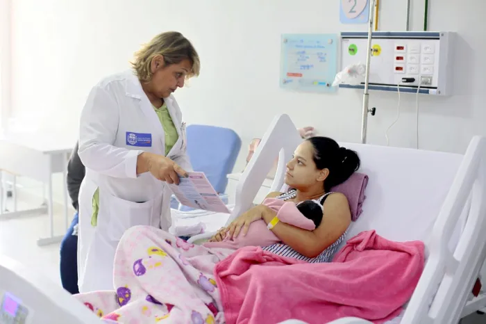 Hospital Iguassú promove ações no Agosto Dourado em apoio ao aleitamento materno
