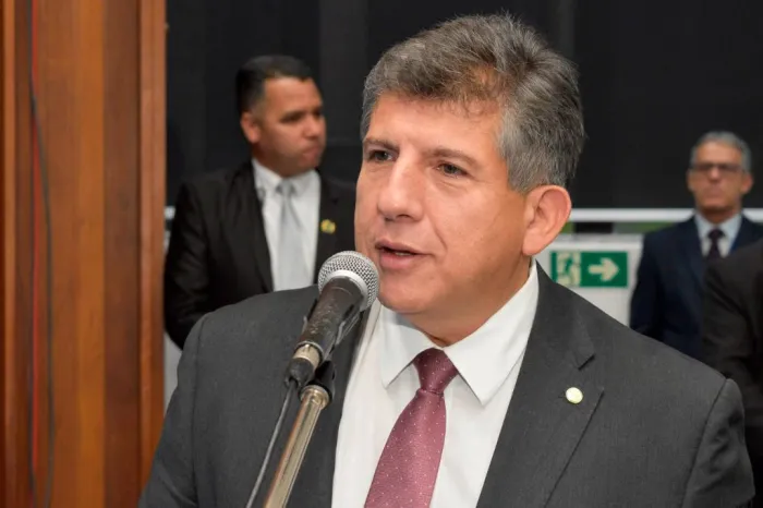 Sessão solene celebra o Dia do Advogado com entrega da Medalha 