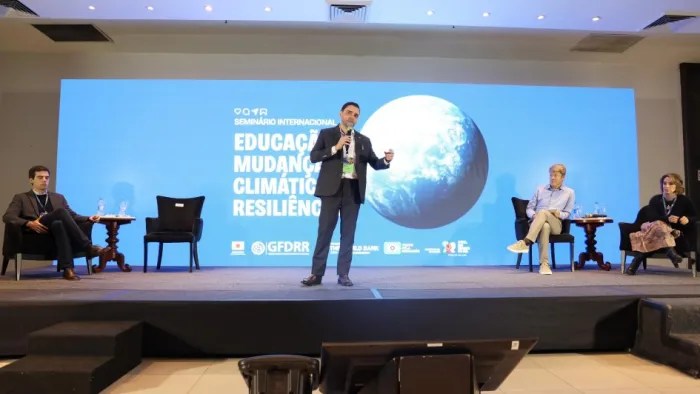 No evento, representantes debatem sobre o papel da educação na superação de desastres e na construção de futuro sustentável -Foto: Ascom/Seduc