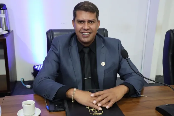 Dill do Povo pede urgência em recapeamento de ruas do Jardim Guanabara