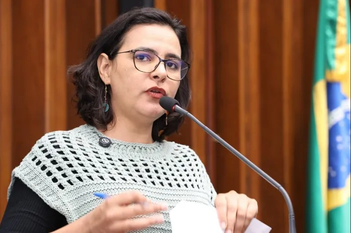 Gleice Jane celebra 20 anos da UFGD como ferramenta para construção da democracia