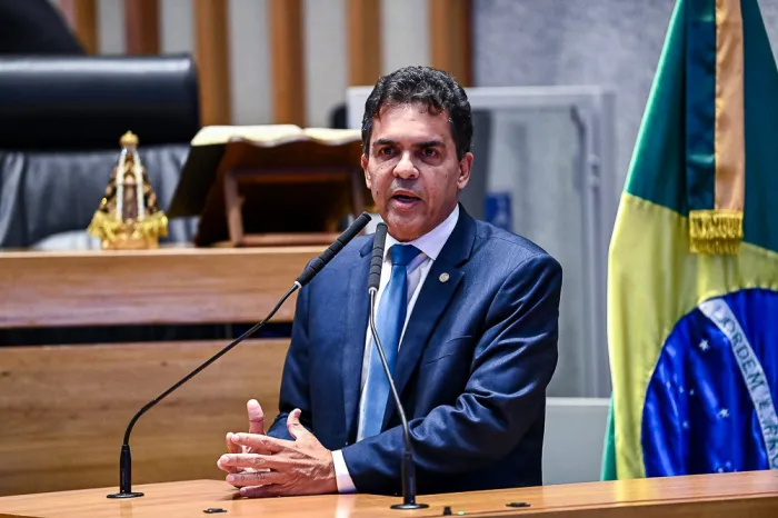 Ricardo Vale elogia Cartão Uniforme Escolar: “Semelhante ao nosso projeto”