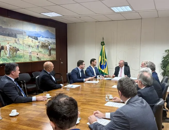 Prefeito de São Sebastião reforça defesa dos empregos no Porto em reunião com o vice-presidente Geraldo Alckmin
