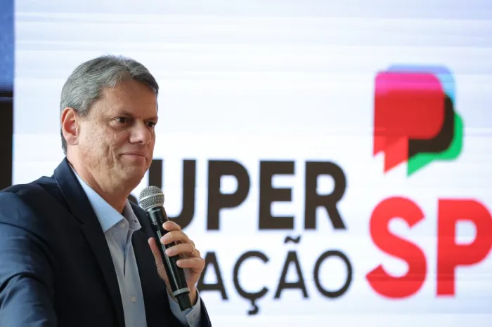 Em reunião com representantes de 49 municípios, o governador detalhou SuperAção a prefeitos e primeiras-damas. Foto: Pablo Jacob/Governo do Estado de SP