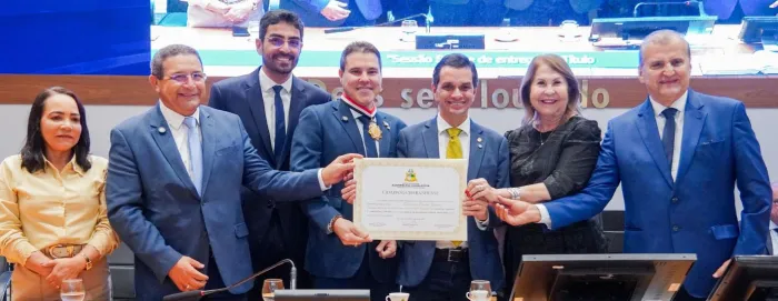 Assembleia homenageia Cassiano Pereira Junior