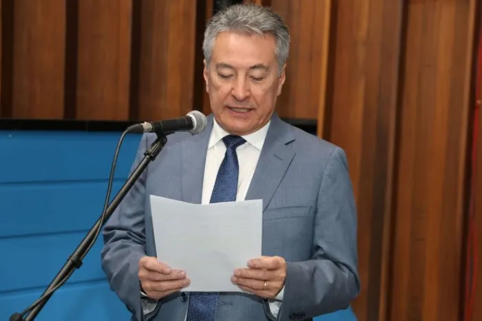 Hashioka pede à Anatel melhoria de sinal de telefonia em Selvíria e Aparecida do Taboado