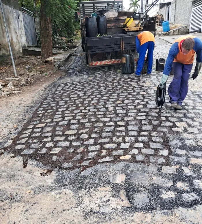 Equipes da Seinfra levam serviços de manutenção a 40 bairros de João Pessoa