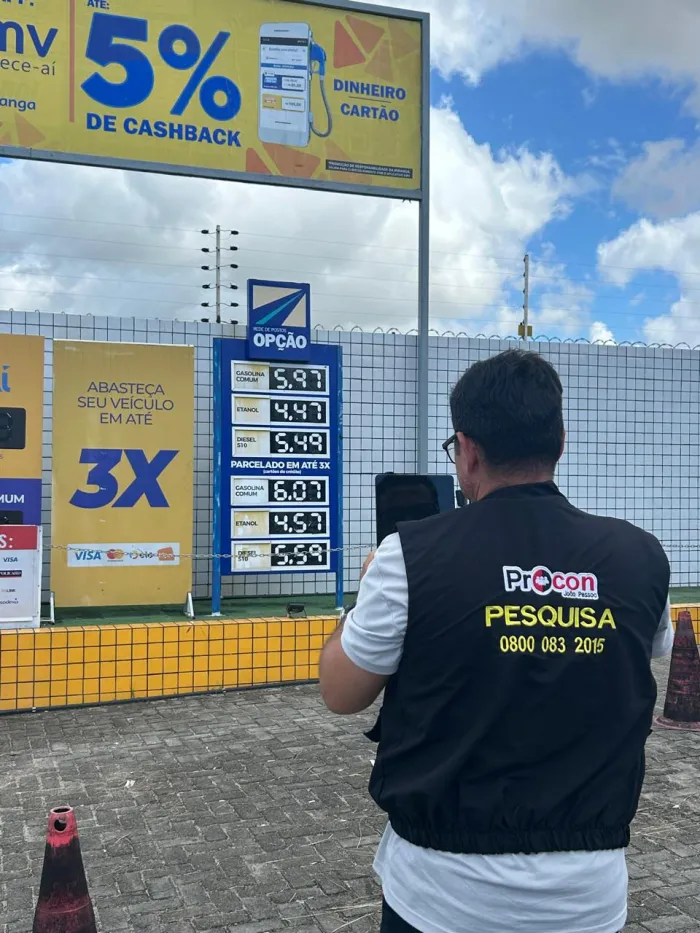 Pesquisa mostra que menor preço da gasolina volta a cair na Capital e está oscilando entre R$ 5,85 e R$ 6,19