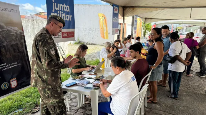 Caravana do Cuidar leva serviços à população do Bairro 13 de Maio e realiza mais de 240 atendimentos