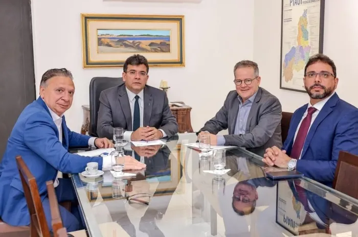 Procurador-geral do Estado participa de reunião com o governador sobre pautas relacionadas à previdência estadual