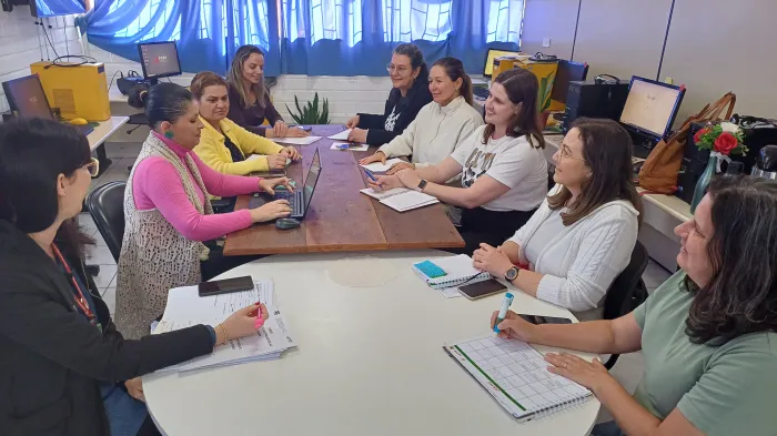 Estudos da FCEE sobre Comunicação Aumentativa e Alternativa são selecionados para congresso no Rio de Janeiro