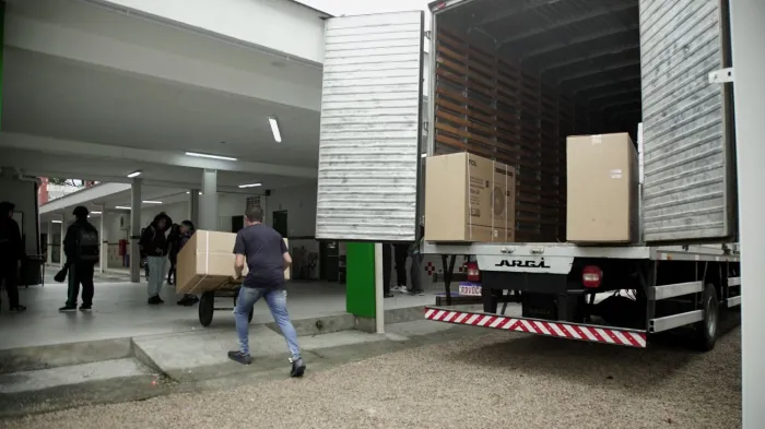 Governo de SC reforça climatização das escolas estaduais com mais 3 mil aparelhos de ar-condicionado