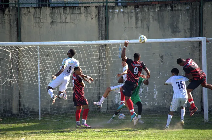 Seleção de Lauro de Freitas estreia com garra no Intermunicipal 2025 e empata com Alagoinhas