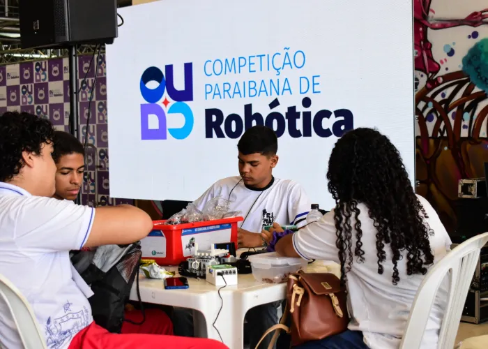 Etapas regionais da Competição Paraibana de Robótica têm início com premiação de estudantes da 1ª GRE