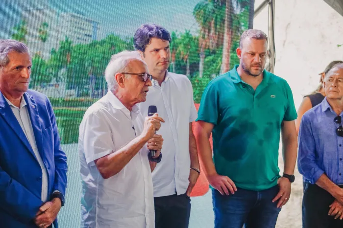 Prefeito convoca população para alcançar meta de plantar 500 mil árvores até 2030