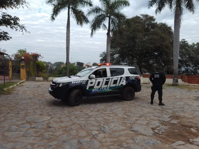 POLÍCIA MILITAR PRENDE HOMEM POR DESCUMPRIMENTO DE MEDIDA PROTETIVA DURANTE OPERAÇÃO SHAMAR EM CORUMBÁ