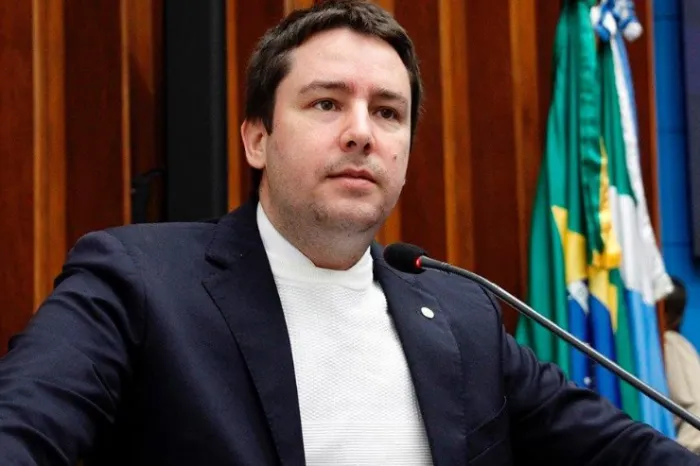 Proposta inédita de João Henrique Catan prevê “AirTags” para famílias de autistas em MS