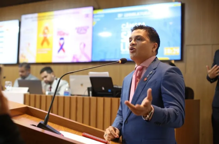 Jhonatan Soares destaca ações em saúde, educação e plebiscito popular