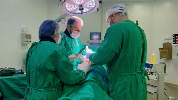 Hospital Regional Inácio de Sá realiza primeiro procedimento cirúrgico de lesão do anel pélvico