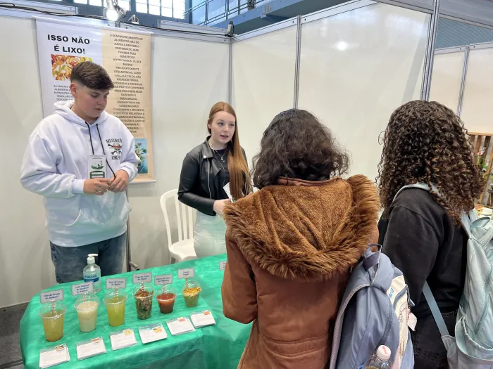 Estudantes das escolas estaduais de Santa Catarina apresentam trabalhos nas Feiras Regionais de Ciência e Tecnologia