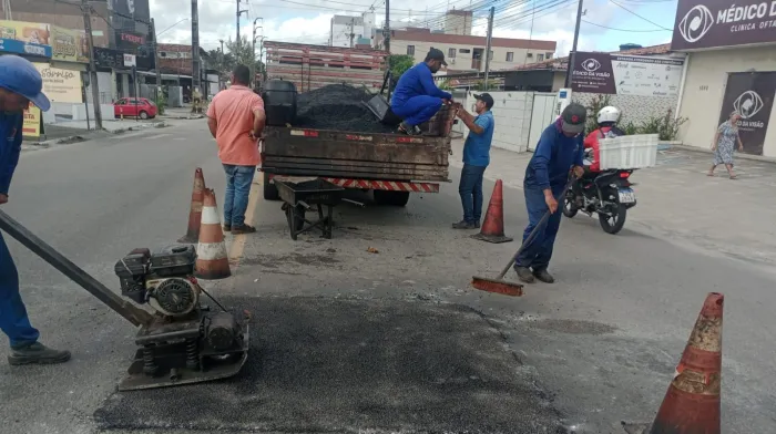 Prefeitura executa serviços de manutenção em quase 40 bairros de João Pessoa