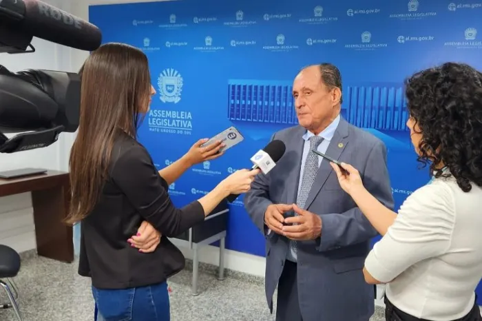 Zé Teixeira propõe reconhecimento de associação e apoio à agricultura familiar