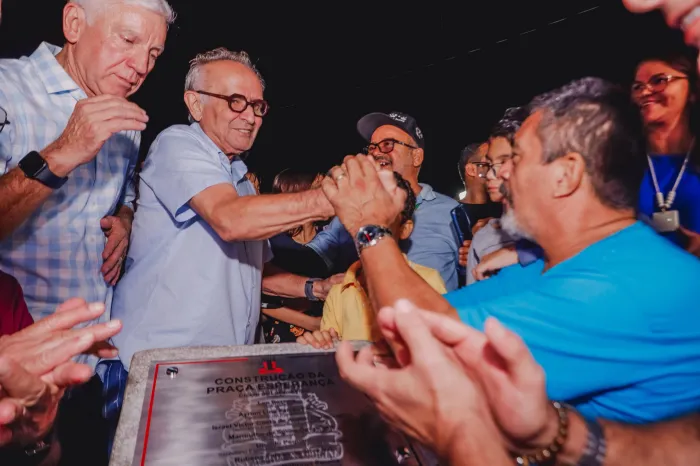 Cícero Lucena entrega Praça Esperança e celebra investimentos em infraestrutura no Ernani Sátiro