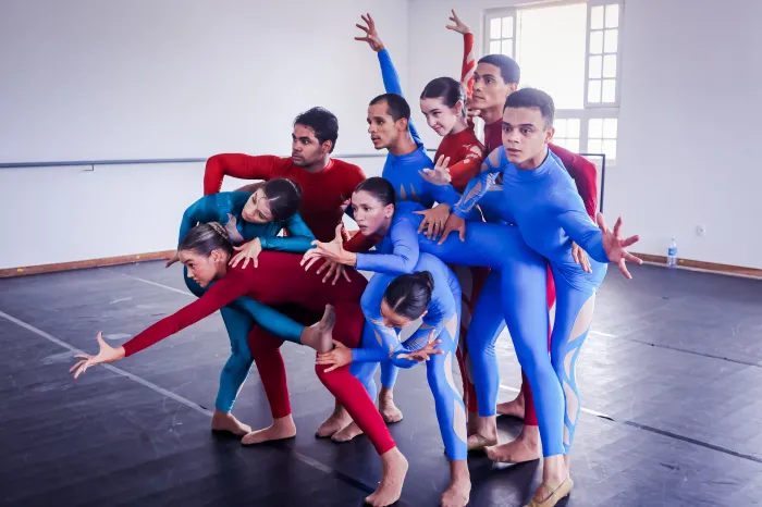 Companhia Municipal de Dança se prepara para festivais em Campina Grande, Mato Grosso do Sul e Fernando de Noronha