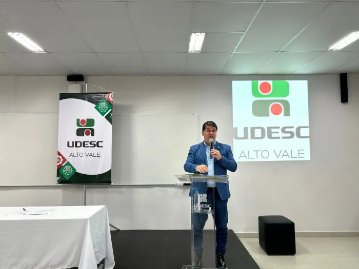Semae assina acordo de cooperação técnica com a Udesc Alto Vale para fortalecimento gestão de recursos hídricos
