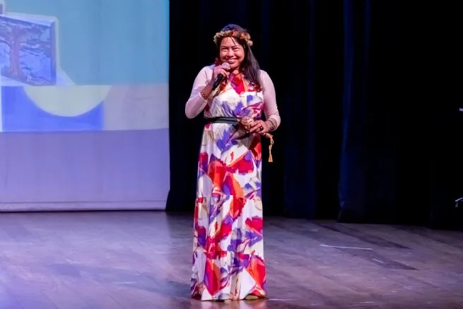 Educação promove encontro formativo com a escritora e ilustradora indígena Aline Rochedo Pachamama