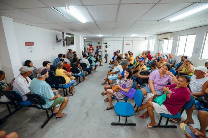 Beneficiários com BPC bloqueado foram atendidos durante mutirão neste sábado (16) em Lauro de Freitas