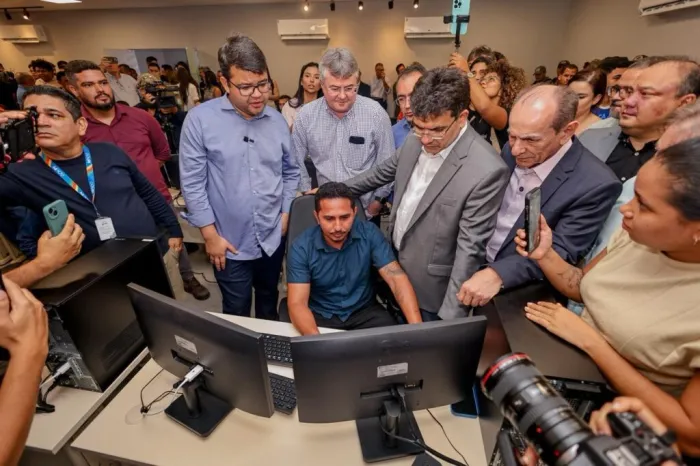 Governador lança sistema de videomonitoramento por IA e destaca tecnologia e integração para barrar a criminalidade