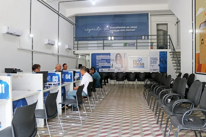 Sine-JP inicia semana com 544 vagas de emprego em diversos setores