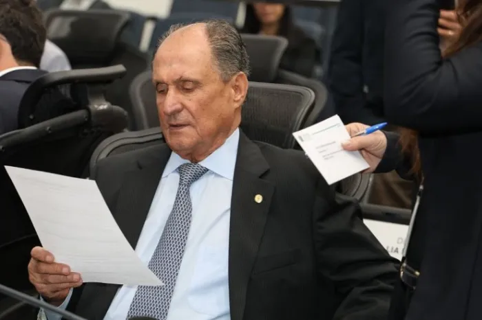 Culturama recebe policiais após solicitação de Zé Teixeira