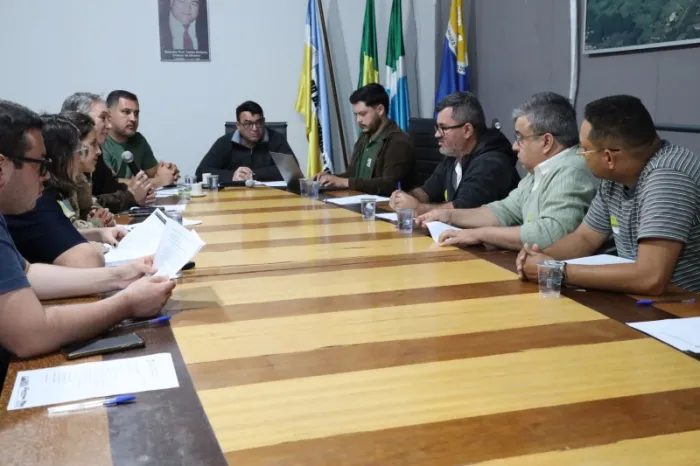 Comissão de Trânsito recebe representantes dos motoristas de aplicativos de Dourados