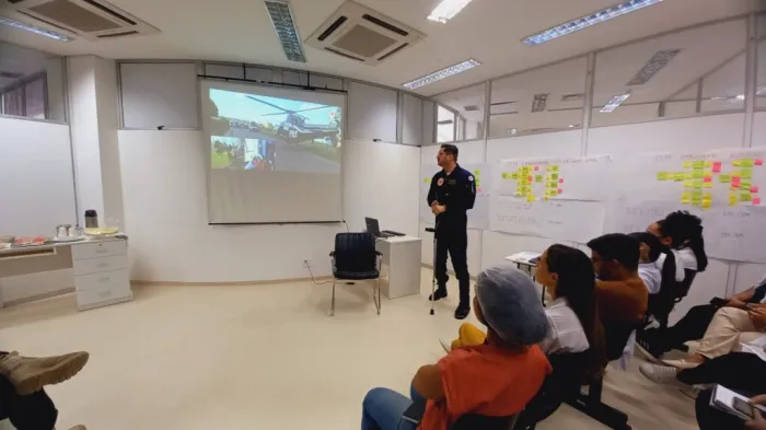 Hospitais metropolitanos recebem treinamento sobre operações aeromédicas