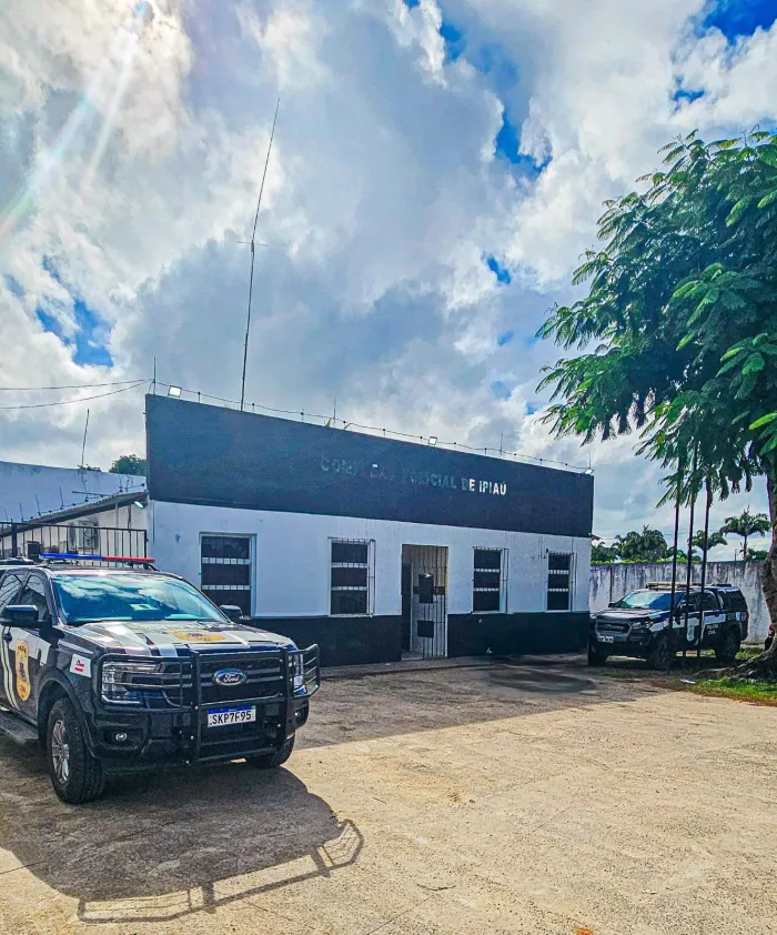 Polícia Civil prende homem em flagrante por agredir e ameaçar a companheira
