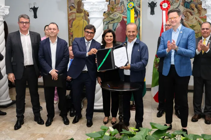 Governo do Estado concede incentivos para atrair R$ 4,4 bilhões em investimentos privados e gerar quase 19 mil empregos em SC