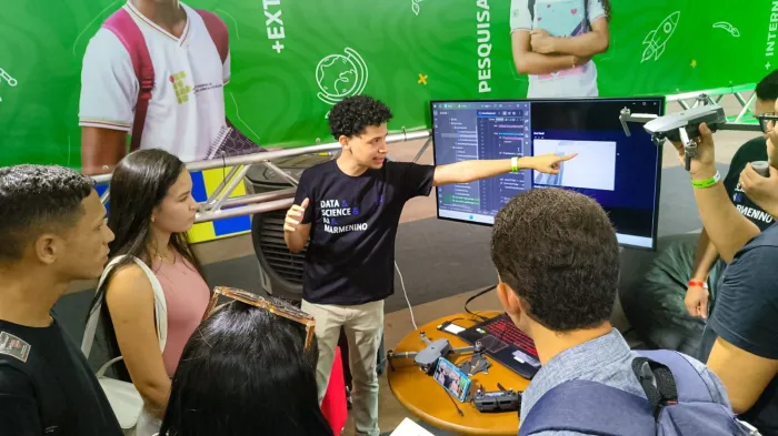 Fapema incentiva protagonismo juvenil no Faz Teu Nome, em parceria com Sebrae