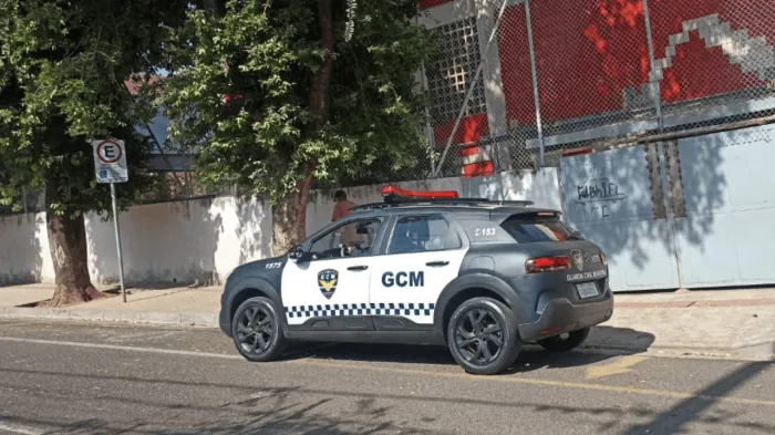 Botão Escola Segura é acionado e GCM conduz 9 à delegacia